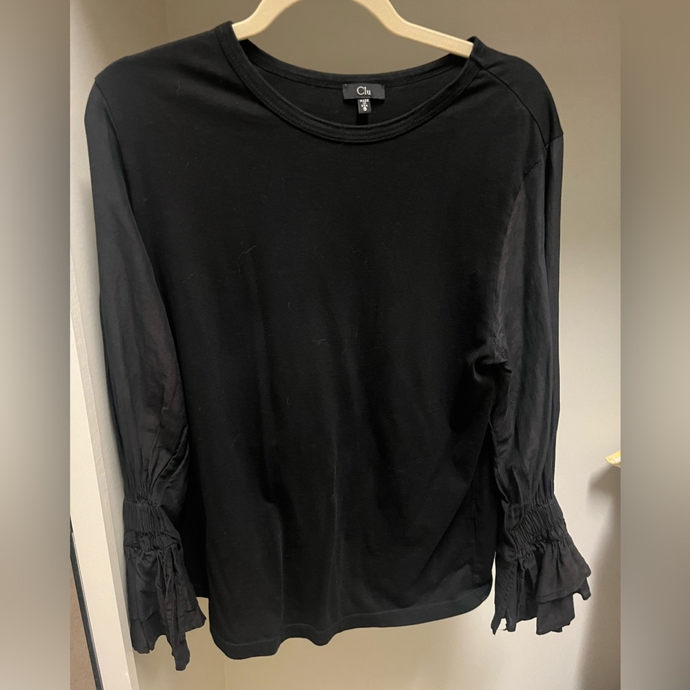 Clu size Small black tee with silk long sleeves, VGUC.